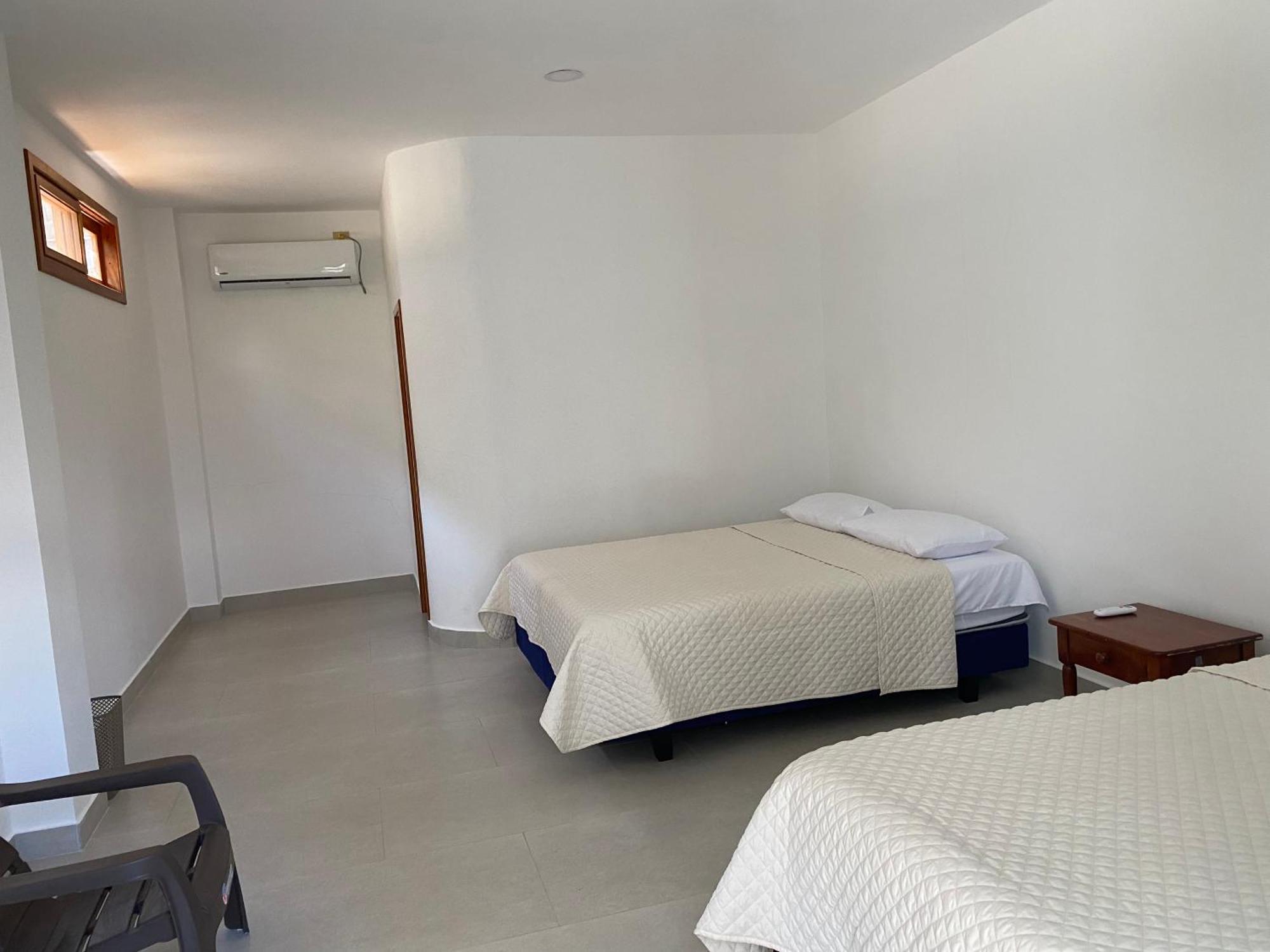 Penguin House Ξενοδοχείο Puerto Villamil Εξωτερικό φωτογραφία
