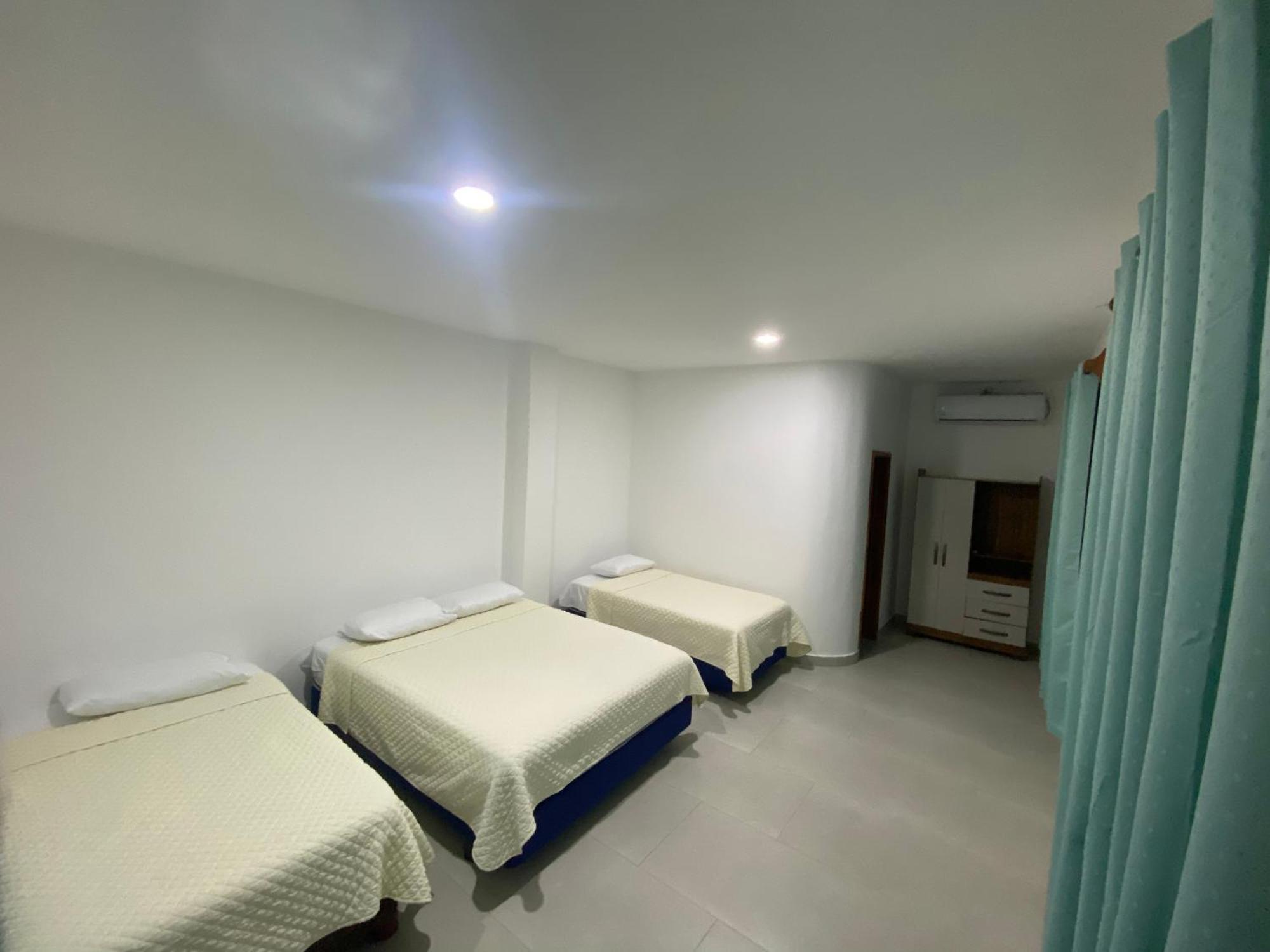 Penguin House Ξενοδοχείο Puerto Villamil Εξωτερικό φωτογραφία