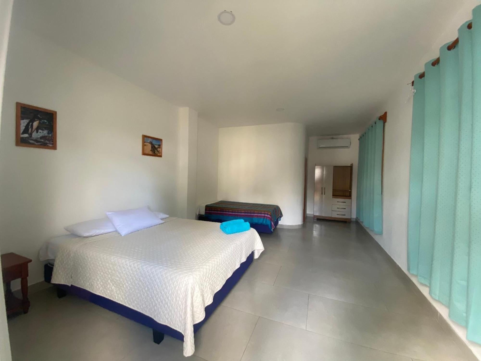 Penguin House Ξενοδοχείο Puerto Villamil Εξωτερικό φωτογραφία